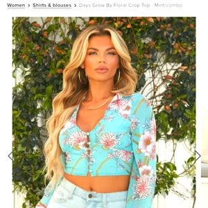 17. Fashion Nova Days Grow By Floral Crop Top